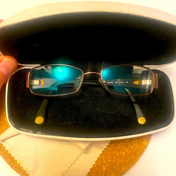 Dolce & Gabanna prescription glasses 🤓 - Picture 2 of 8